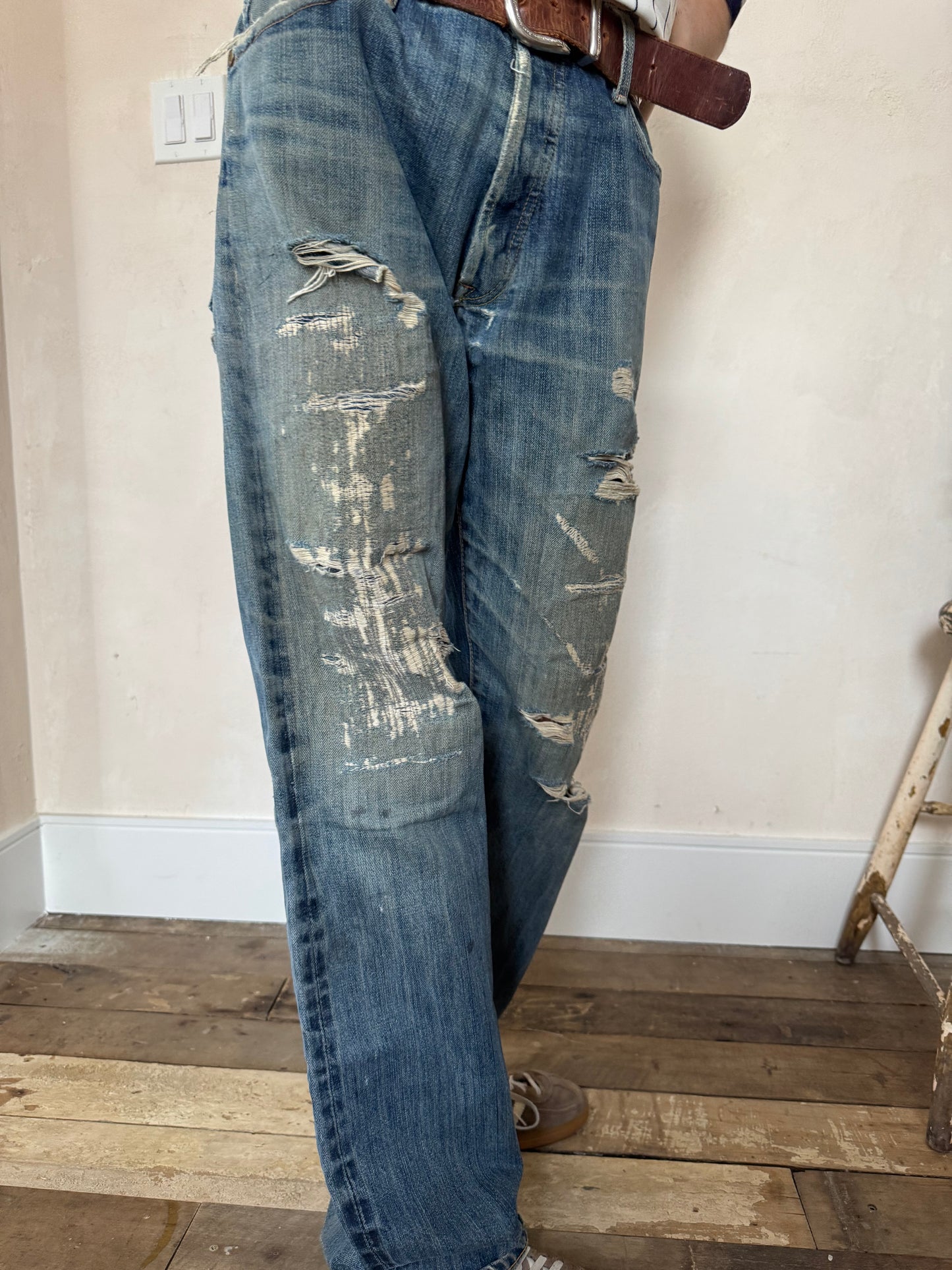 Super Distressed and Faded Levis