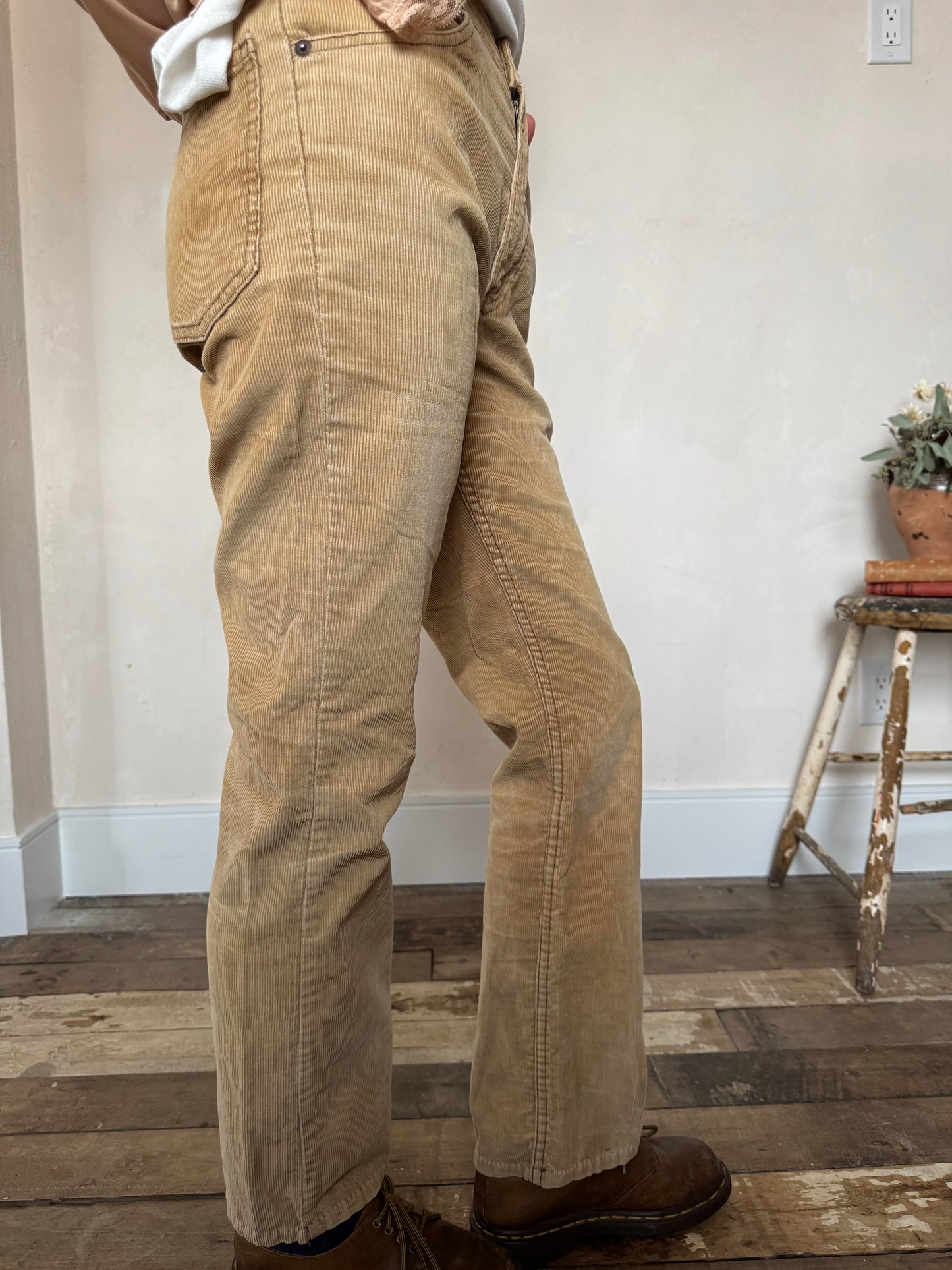 Tan Levis Faded Corduroy Pants