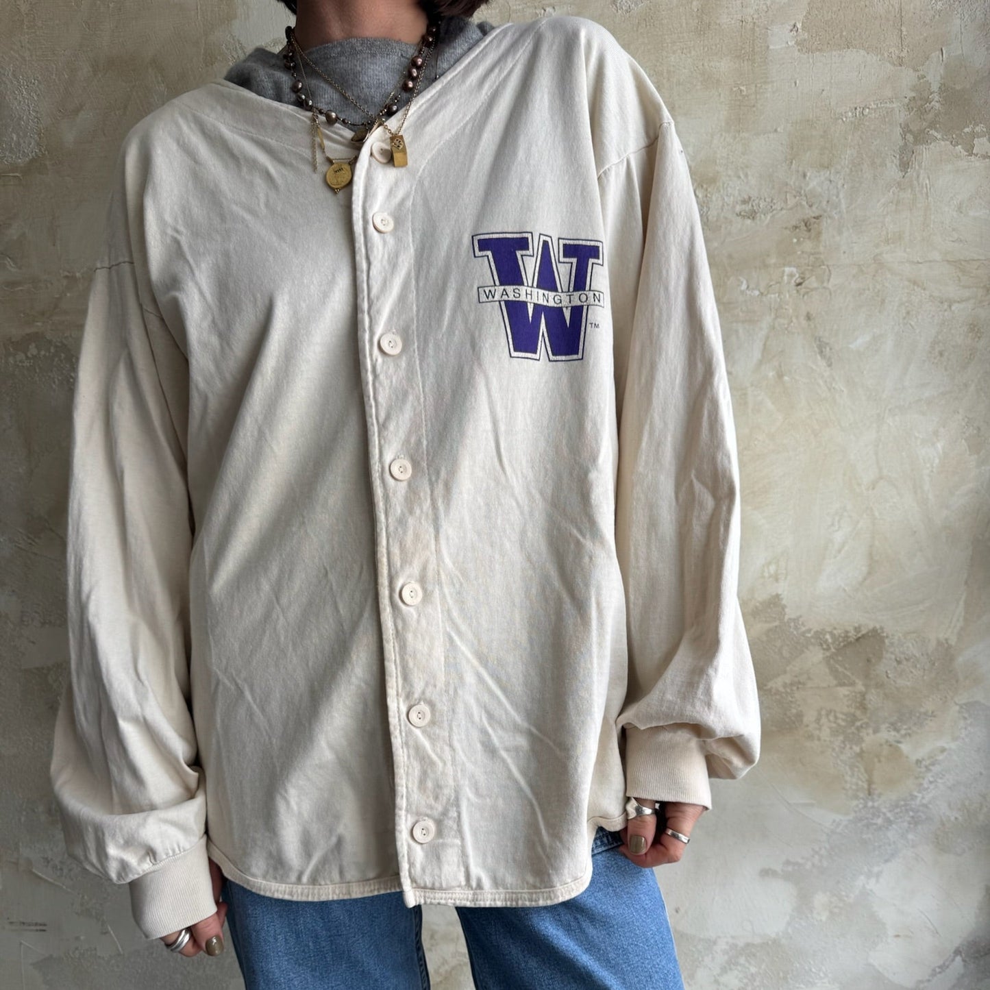 Washington Huskies Cream Longsleeve