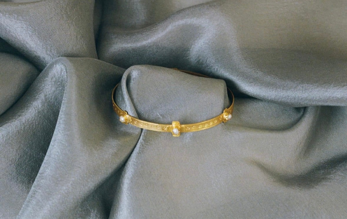 Palazzo Bracelet By Apres Ski