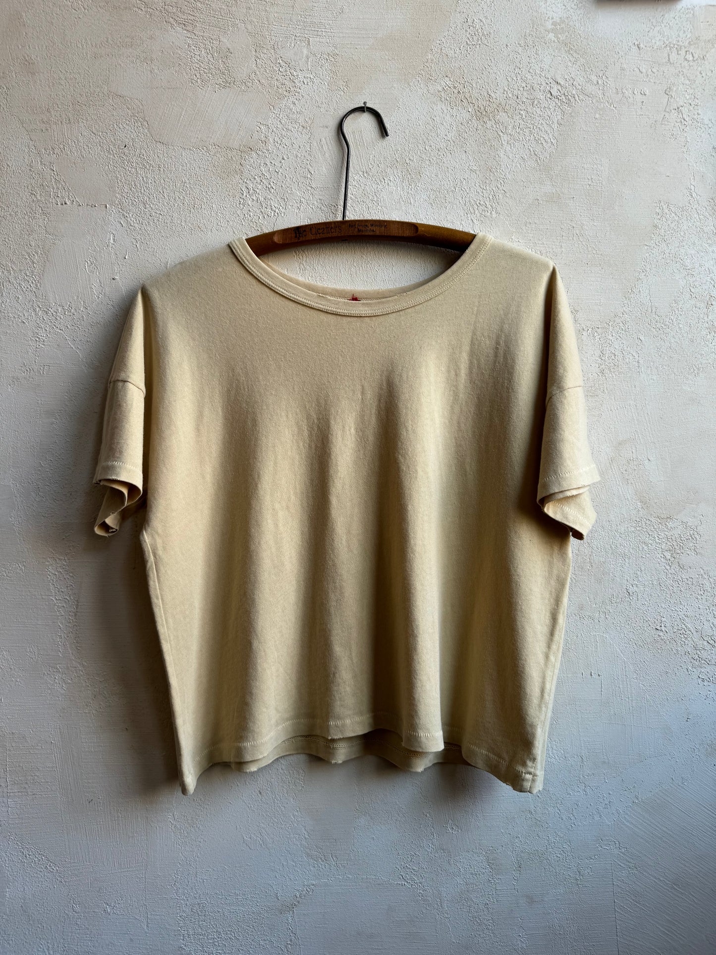 The Fille Tee In Butter - Le Bon Shoppe